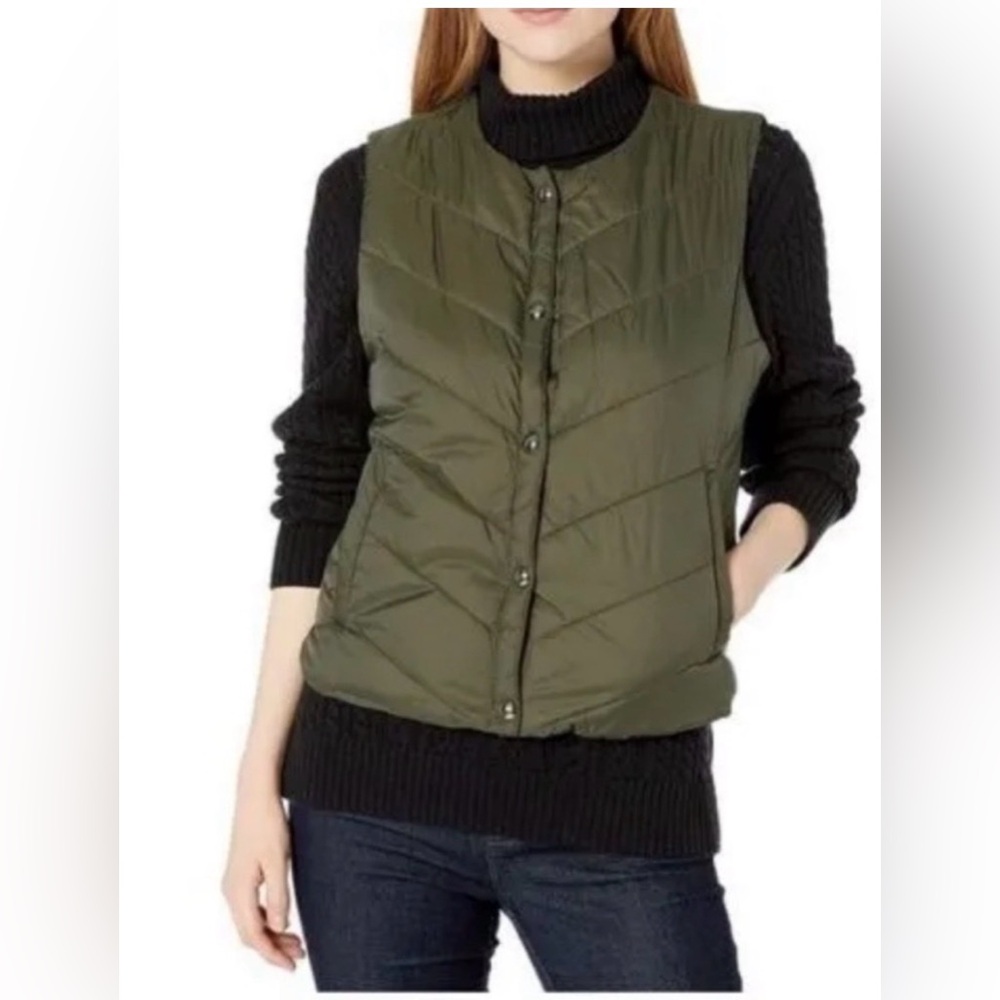 Sam Edelman women’s Olive Green Lightweight Cabincore
Puffer Vest size large